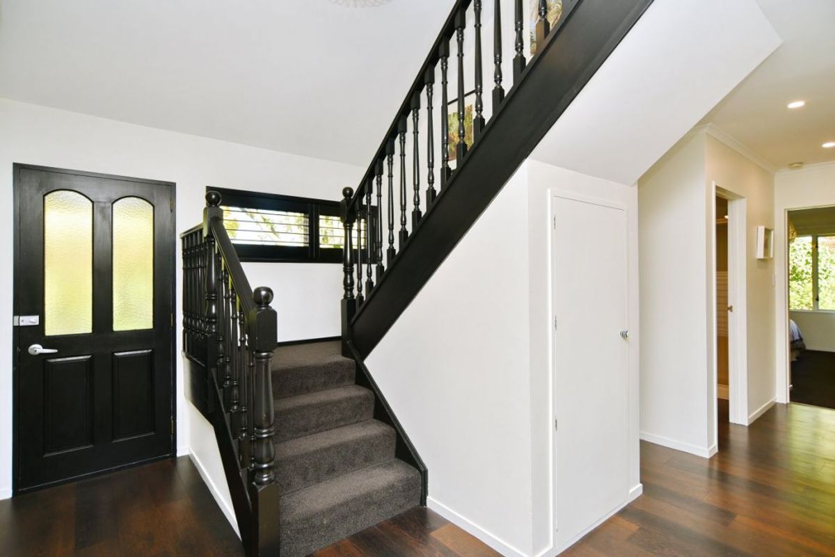 * UNDER OFFER * Dress Circle Location - Ansicht 6