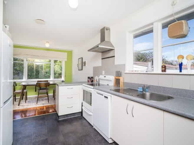 32 Aberdeen Avenue, Takaro