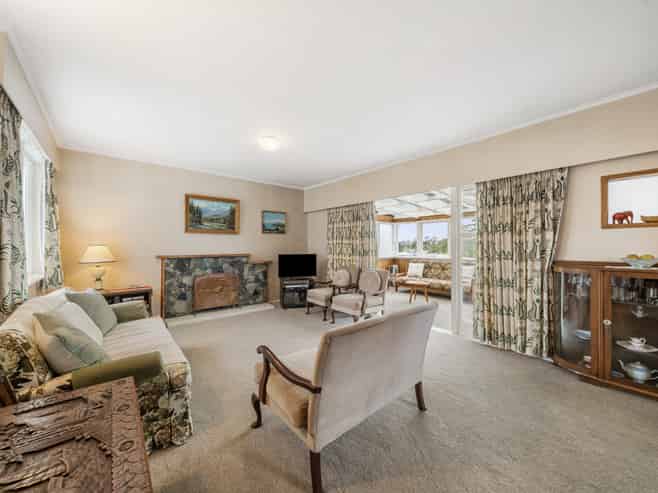 77 Nikau Street, New Lynn