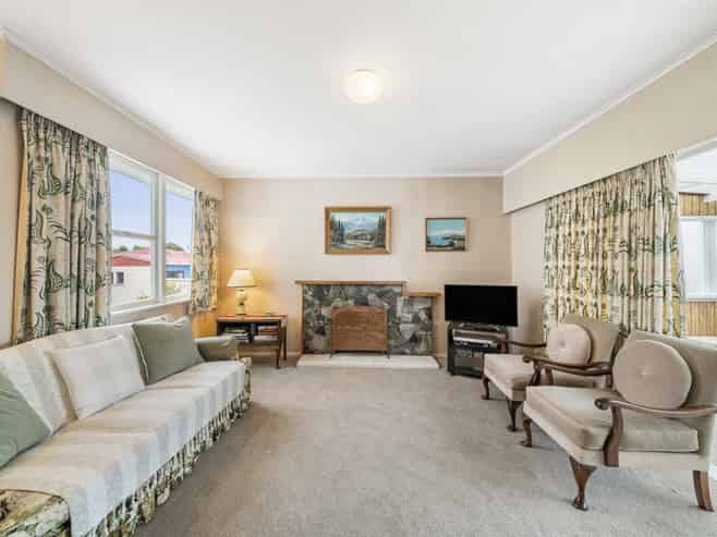 77 Nikau Street, New Lynn