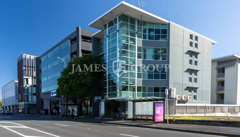 64 Khyber Pass Road, Grafton