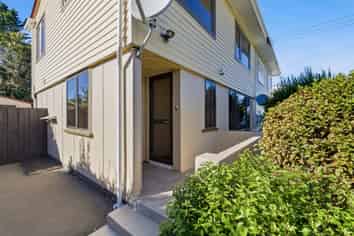 24B Morley Street, Bryndwr