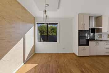 24B Morley Street, Bryndwr