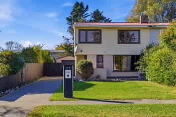 24B Morley Street, Bryndwr