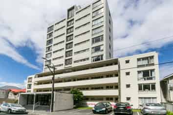15/125 Grant Road, Thorndon