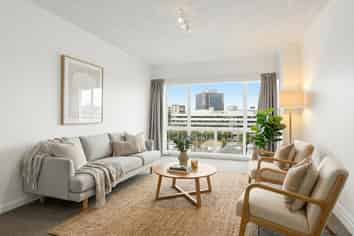 15/125 Grant Road, Thorndon