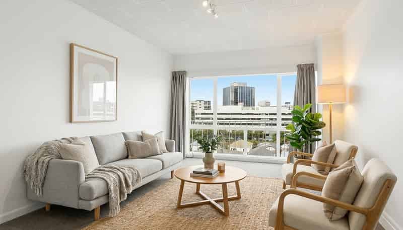 15/125 Grant Road, Thorndon