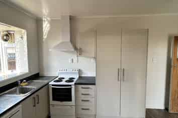 111 Cook Street, Hamilton East