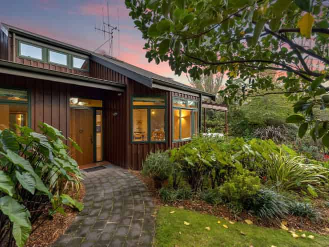 14 Dillon Place, Hamilton East