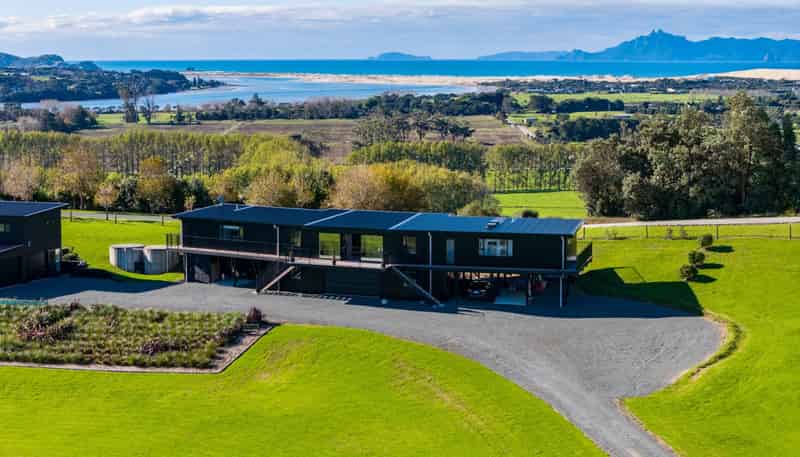 17 Coal Hill Road, Mangawhai