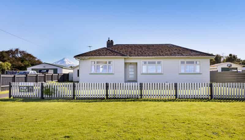 51 Terou Street, Manaia