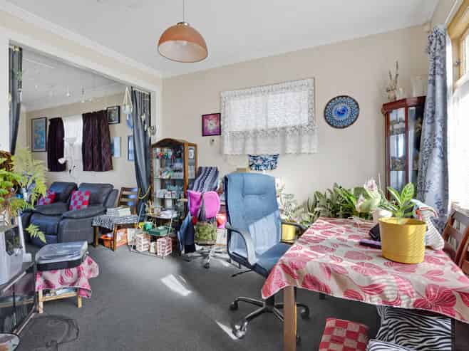 51 Terou Street, Manaia