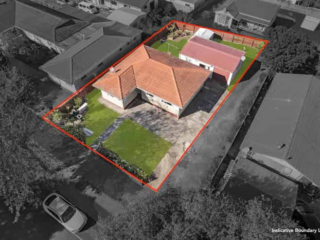 93 Flat Bush Road, Clover Park