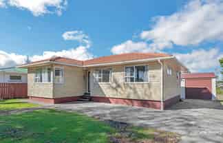 93 Flat Bush Road, Clover Park