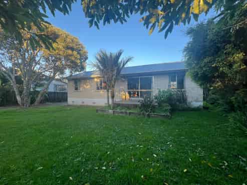 5 St Catherine Crescent, West Harbour