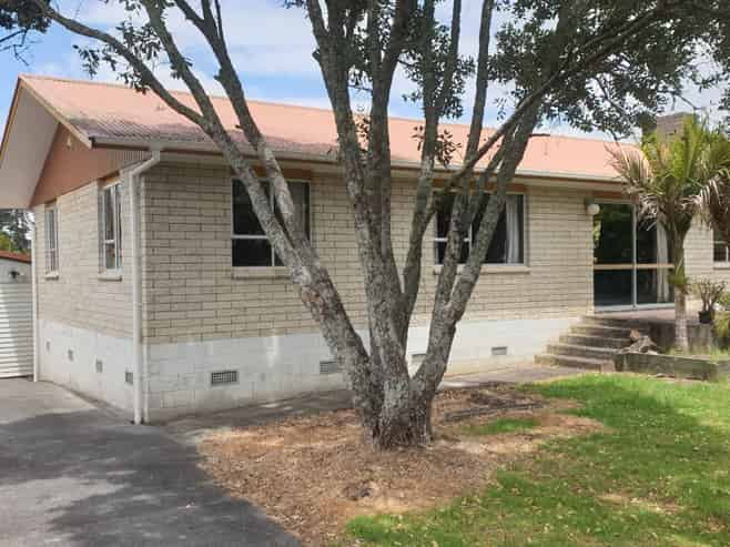 5 St Catherine Crescent, West Harbour