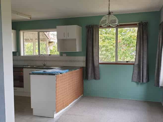 5 St Catherine Crescent, West Harbour