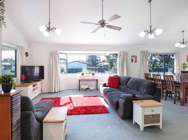 1 Belgrove Drive, Waipukurau