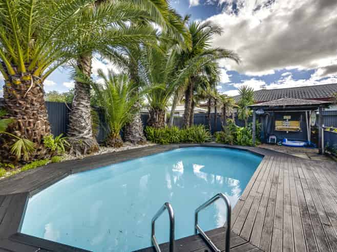 62 Avenue Road, Greenmeadows