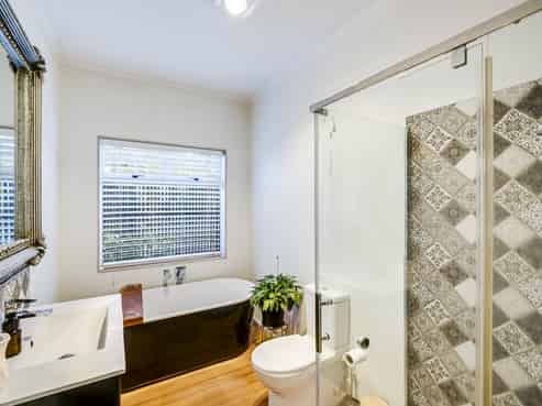 62 Avenue Road, Greenmeadows