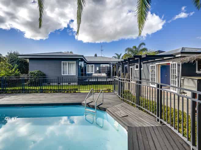62 Avenue Road, Greenmeadows