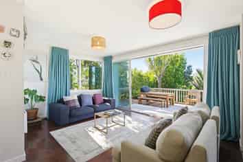 193 Buckley Road, Southgate