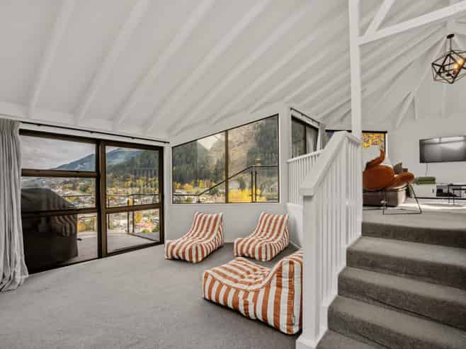 13 Malaghan Street, Queenstown