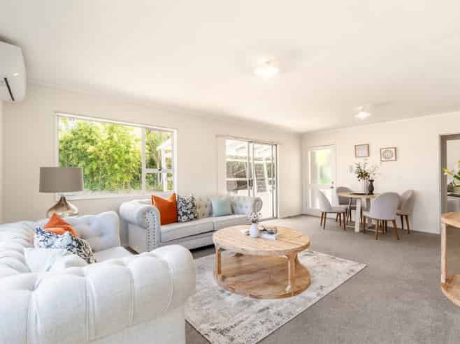 1/12 Kegworth Place, Browns Bay