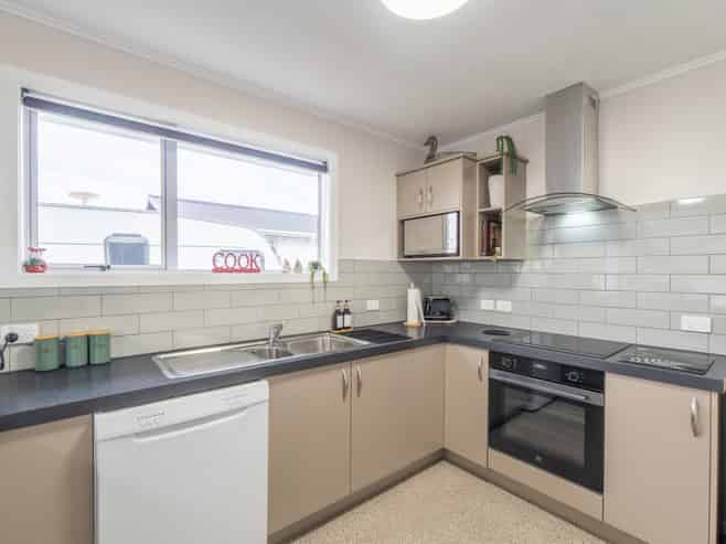 45 Edinburgh Crescent, Waikiwi