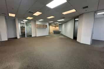 Ex Solicitors Office – Central Manukau 
