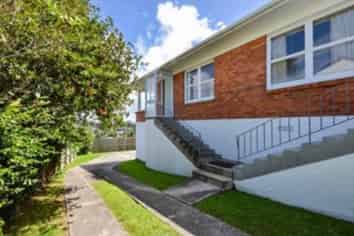 5/174 East Coast Road, Forrest Hill