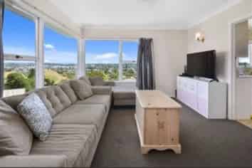 5/174 East Coast Road, Forrest Hill