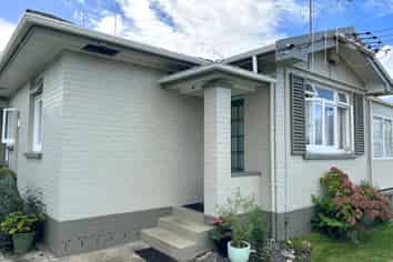 2/6 Dinniss Avenue, Regent