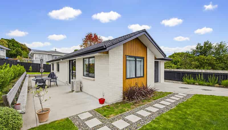 33 Kawiu Road, Levin