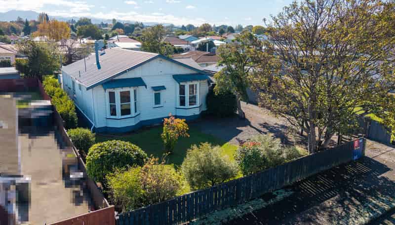 27 Burns Street, Dannevirke