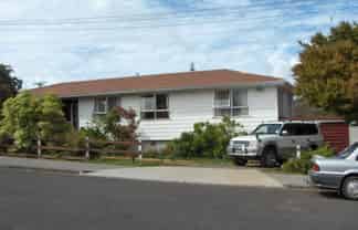 2 Gillies Road, Mount Wellington