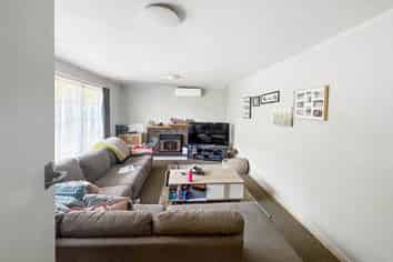 2 Gillies Road, Mount Wellington