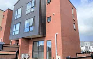 27A Murphys Park Drive, Flat Bush