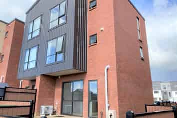 27A Murphys Park Drive, Flat Bush