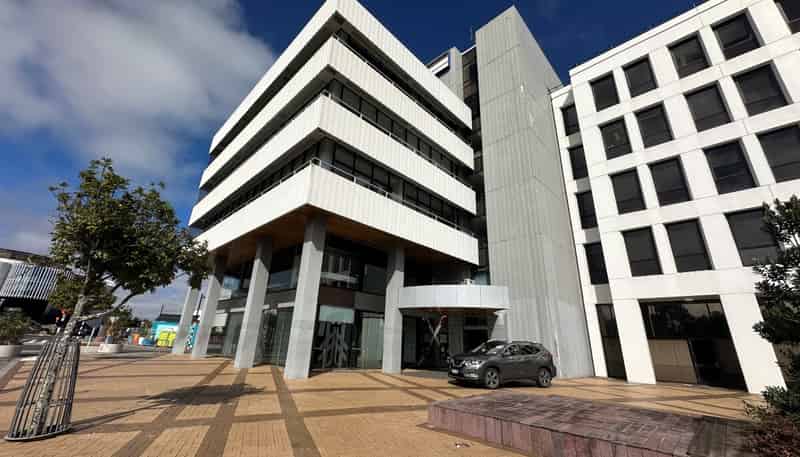 2 Osterley Way, Manukau, Manukau