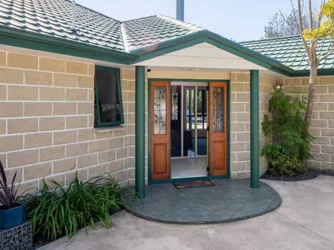 65 Aston Road, Waikanae