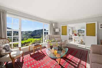 4 Parklands Drive, Karori