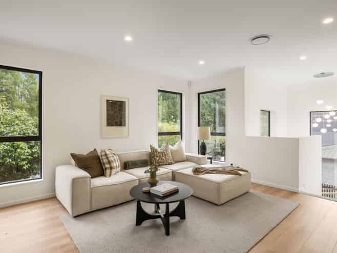 2/1082 River Road, Queenwood