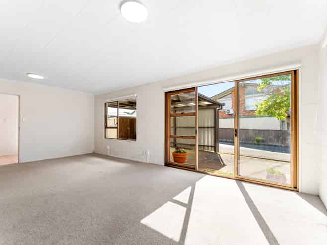 6 Quo Vadis Place, Red Beach