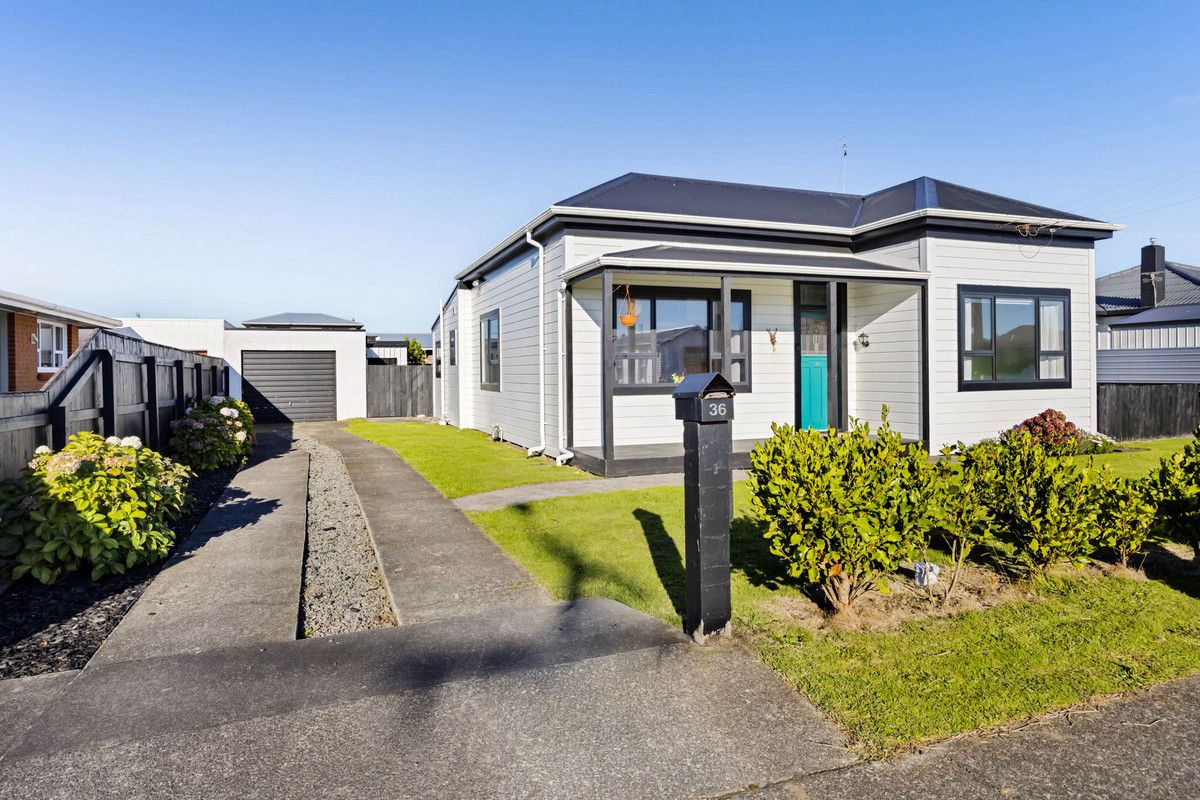 Central, Stylish & Made for Living, Hawera