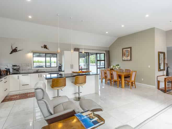 2 Orion Way, Featherston