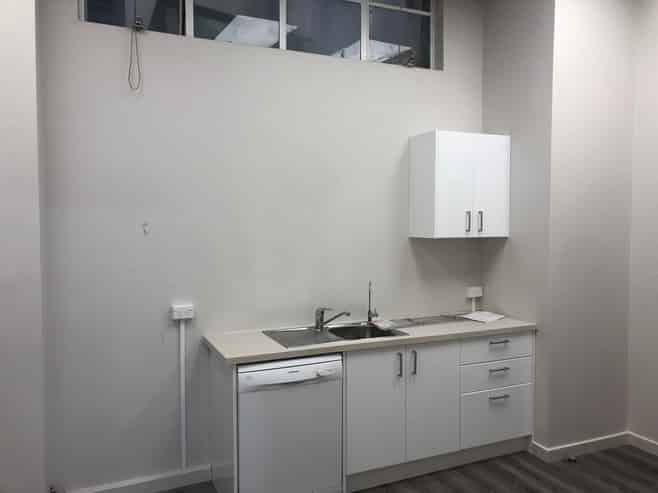 Retail on Panama Street