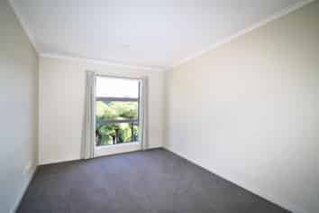 2/38 Maratahu Street, Westown