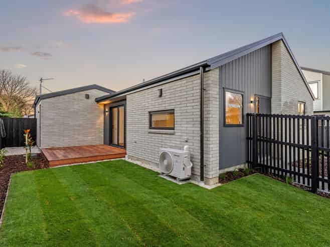 1/93 Wildberry Street, Woolston