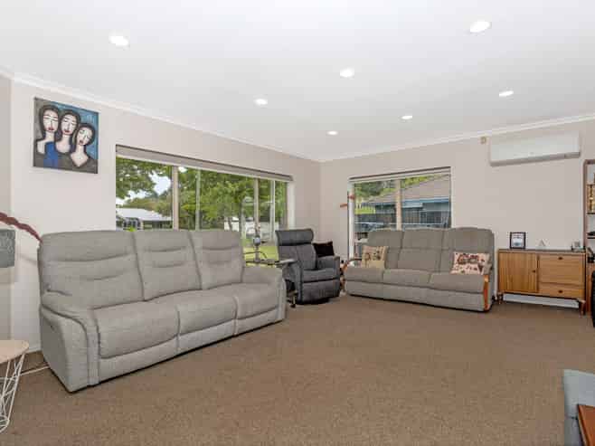 6 Island Road, Whataupoko